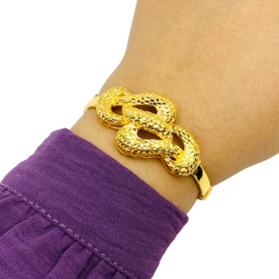 STM bangle