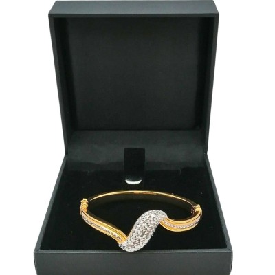 STM bangle