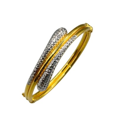 STM bangle