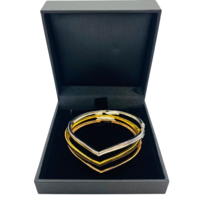 VENDETTA bangle