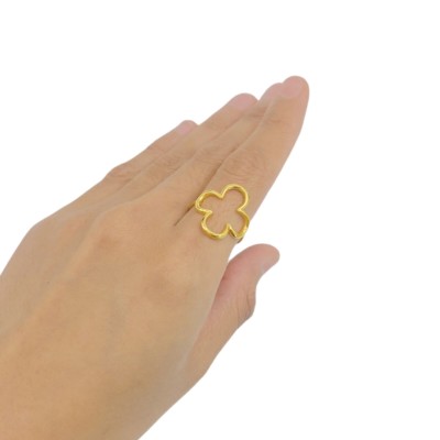 CLOVER ring
