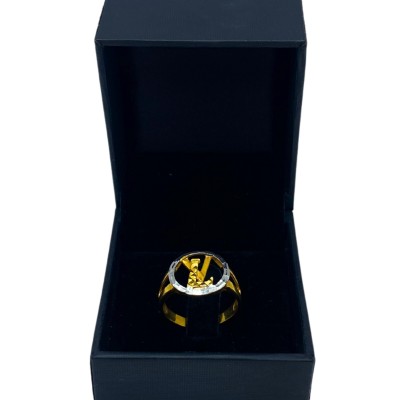 LA DIVA ring