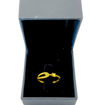 LA DIVA ring