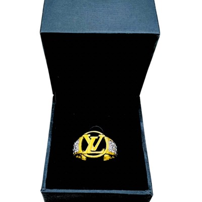 LA DIVA ring