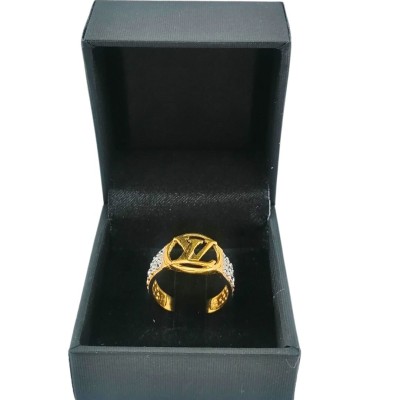 LA DIVA ring