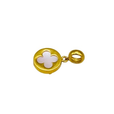 LA DIVA charm